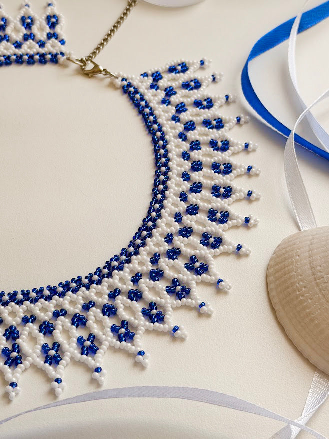 Colar de Contas "Estrela do Mar" | Branco + Azul | Feito à Mão