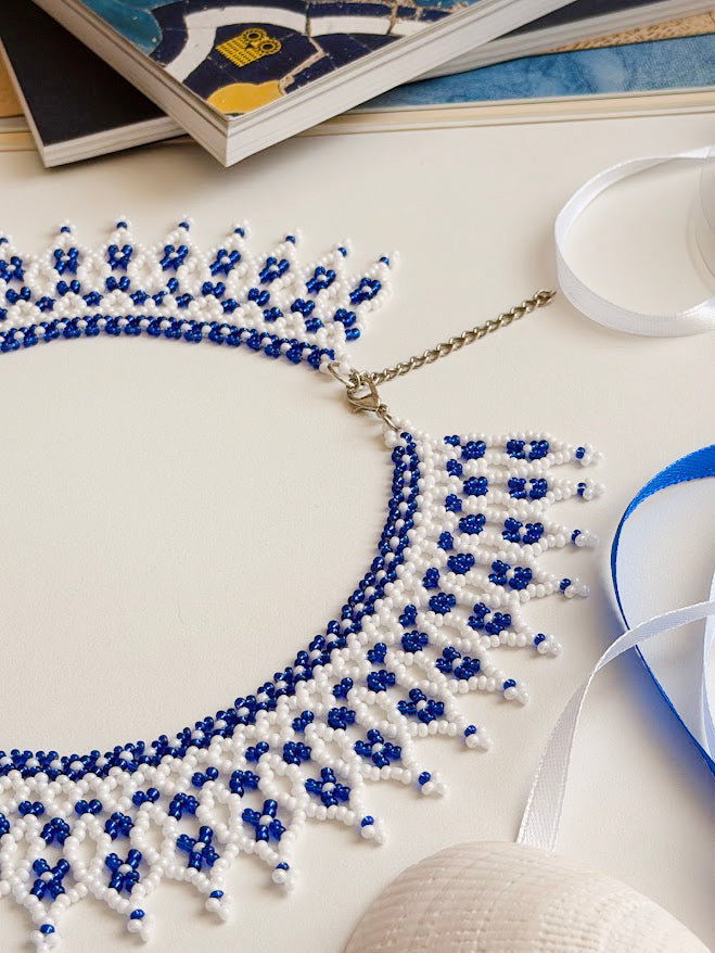 Colar de Contas "Estrela do Mar" | Branco + Azul | Feito à Mão