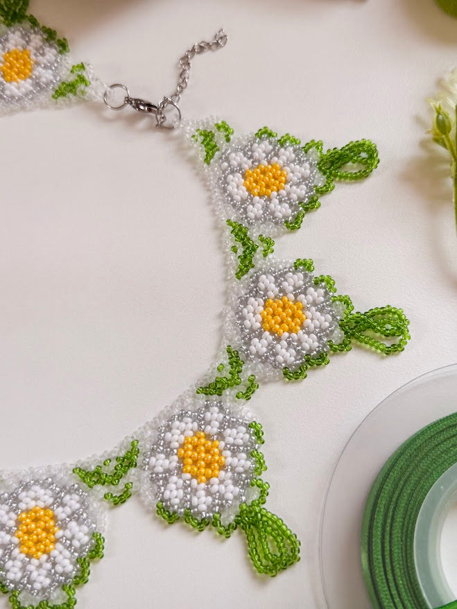 Beaded Necklace "Spring Daisy" | White, Green, Yellow & Silver | Handmade