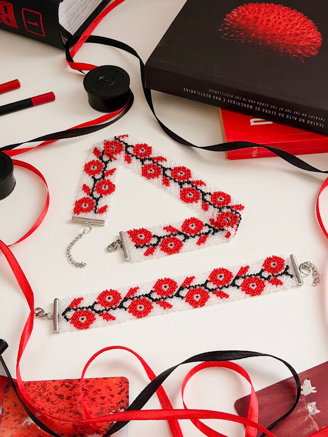 Beaded Set "Poppies" | Choker + Bracelet | Clear + Red + Black | Handmade