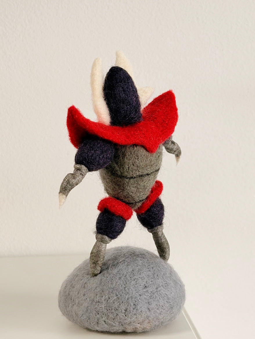Figura de lã King Khan de Hollow Knight: Silksong
