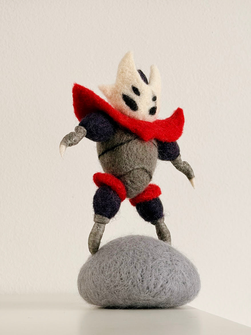 Figura de lã King Khan de Hollow Knight: Silksong